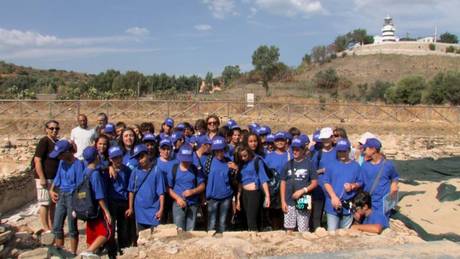 Archeologia: studenti si autotassano per recuperare mosaico