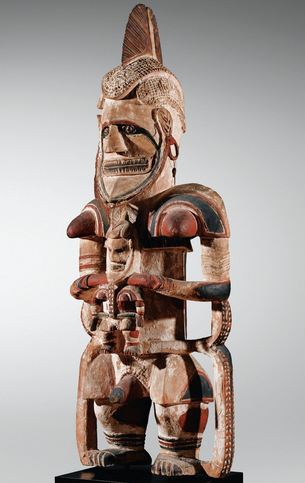 STATUE D'ANCÊTRE ULI, AIRE MANDAK, CENTRE DE LA NOUVELLE-IRLANDE haut. 140 cm Estimate 700,000 — 1,000,000 EUR