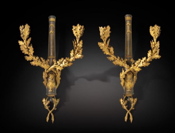 Pair of patinated and gilt-bronze wall lights, Louis XVI Estimate: 200,000-300,000 EUR