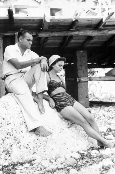 Alberto Moravia ed Elsa Morante a Capri negli anni quaranta