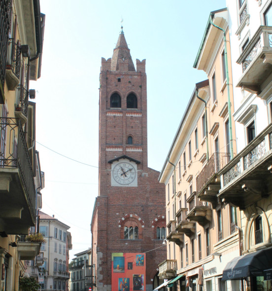 Palazzo dell'Arengario, sede della Biennale Giovani Monza 2015 Giulia Mauri © ArtsLife