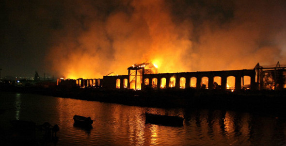 citta-scienza-napoli-incendio