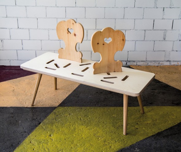  Lot 29 "Retino"-panca, design breadedEscalope (Sascha Mikel-Martin Schnabl-Michael Tatschl), 2013  stima € 2.400 - 3.500 