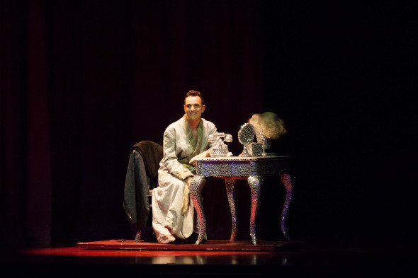 Milano, Priscilla la Regina del Deserto il musical. Foto scena © Cristian Castelnuovo