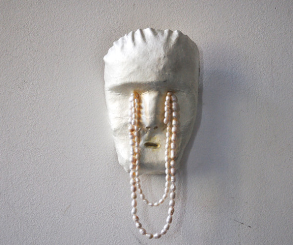 Daniel Spoerri -Senza titolo, 2008, fusione di bronzo placcata argento, h.22.5 x 14.5 x 6_1