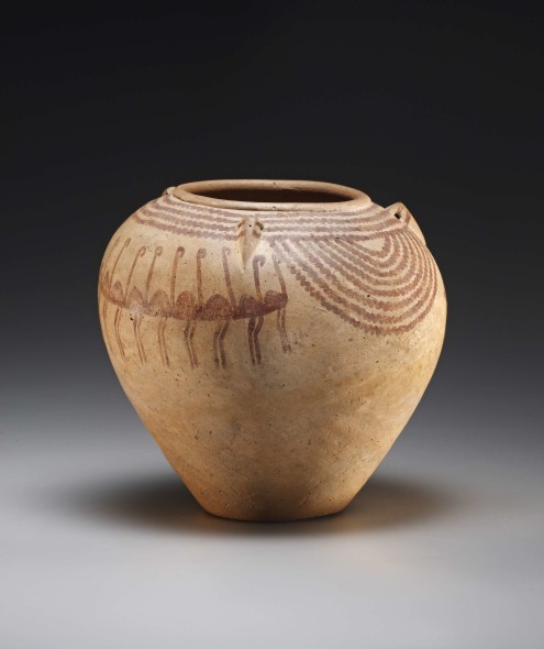 Cahn International AG /Stand 422 Title: Lug-handled jar with flamingoes Caption: Clay, reddish glaze. Conically tapered jar with three pierced lug handles on the shoulder, decorated on both sides with a group of nine stylized flamingoes, marching one behind the other to the right. Arranged concentrically around the moulded rim are four zigzag lines, while a further seven hang down in concentric semicircles on two sides of the shoulder Height 19.1 cm Egypt, Predynastic Period, Naqada II, ca. 3500-3300 B.C.