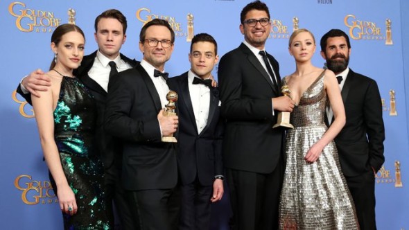 Il cast di Mr. Robot dopo la cerimonia di premiazione del Golden Globe