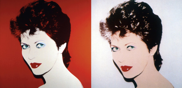Andy Warhol, Regina Schrecker con sfondo rosso, 1983, acrilico su tela, cm 101,6x101,6 Andy Warhol, Regina Schrecker con sfondo bianco, 1983, acrilico su tela, cm 101,6x101,6