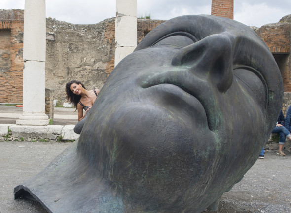 SELFIEADARTE Pallade Atena #Mitoraj a #Pompei @FondazioneTerzoPilastro