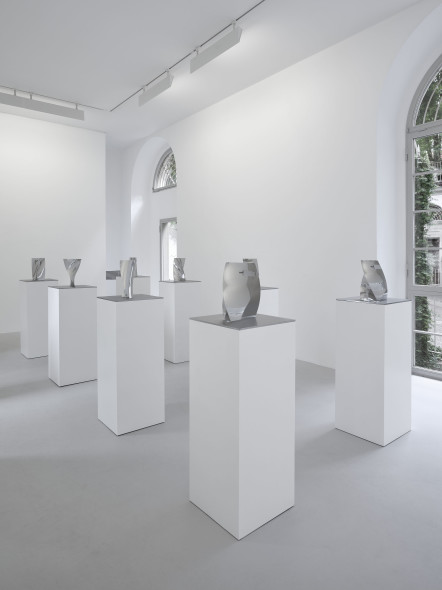 Anish Kapoor, Lisson Gallery Milan, 13 May- 22 July 2016, Installation view.Copyright Anish Kapoor ; Courtesy Lisson Gallery. Photography: Jack Hems