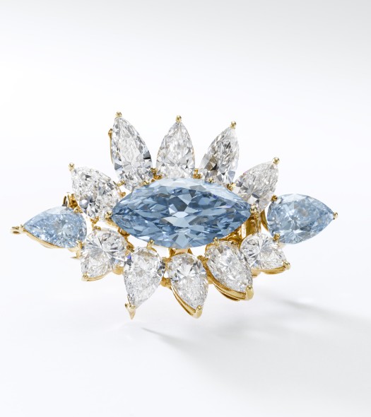 405 World auction record price for a jewel by Reza Important Fancy Intense Blue diamond brooch, Reza, marquise-shaped weighing 6.64 carats and two pear-shaped weighing 2.01 and 1.01 carats SELLS FOR $13,672,493 (CHF 13,354,000) Est. $10 - 14 million Previous record price for a jewel by Reza: A rare diamond ring by Alexandre Reza, with diamonds weighing 5.02 carats (Fancy Vivid Blue) and 5.42 carats, sold for US$ 6,321,531 at Sotheby’s Geneva in May 2010.