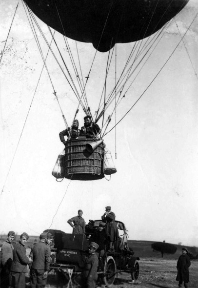 Aerostieri del Genio con palloni frenati, Archivio del Museo dell’Arma del Genio, Roma