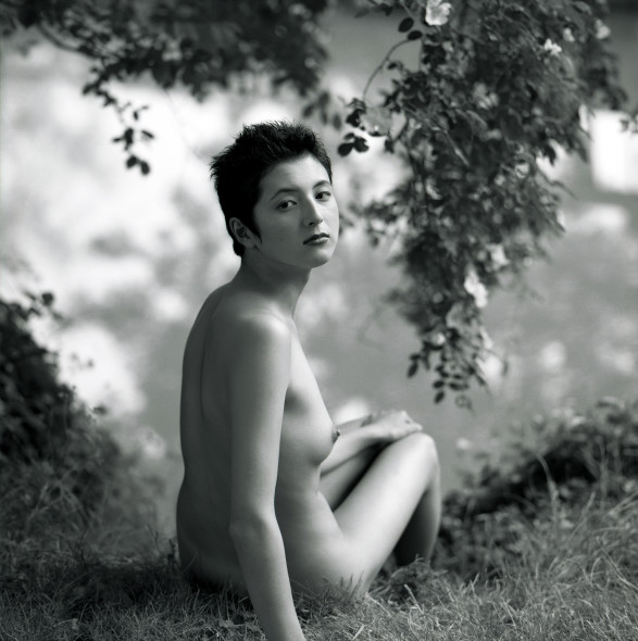 Yoshie Nishikawa, Twins, dalla serie “Twins” (1995) Stampa Giclèe su dibond, 100x100 cm