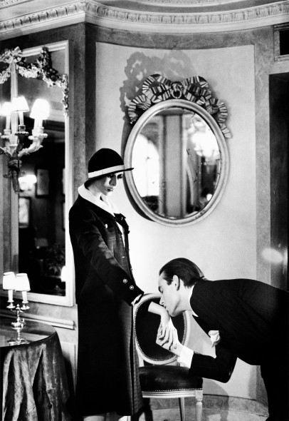 At Maxim´s from the series Sleepless Nights Paris 1978 © Helmut Newton Estate