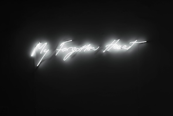 Tracey Emin My Forgotten Heart 2015 Neon (snow white), 38x152,5 cm. Ed.2/3 Courtesy: Galleria Lorcan O'Neill © Tracey Emin by SIAE 2016