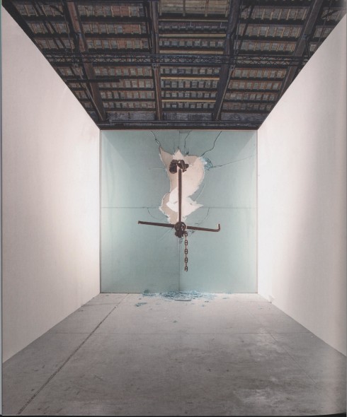 L'opera di Parmiggiani alla Biennale di Venezia del 2015
