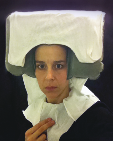 Nina Katchadourian "Lavatory Self-Portrait in the Flemish Style #11" ("Seat Assignment" project, 2010 - ongoing), 2011. C-print. Courtesy Nina Katchadourian e Catharine Clark Gallery