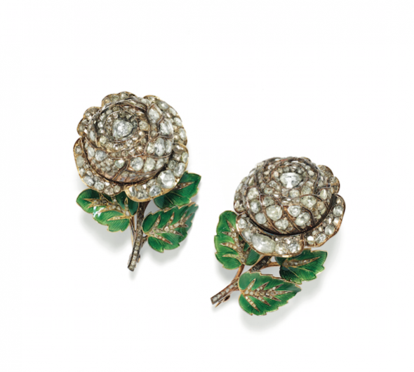 Spille in oro, argento, smalto e diamanti, 1860 circa Stima € 15.000 – 25.000 