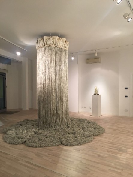 j-kwon-babel-library-9-cut-books