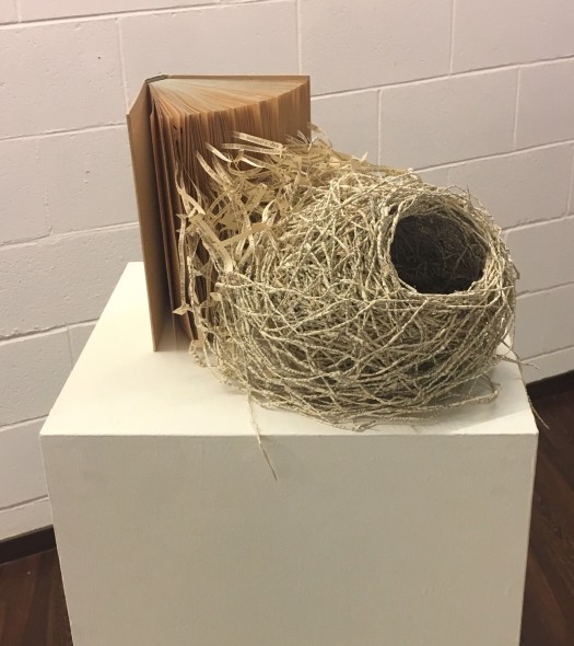 j-kwon-casa-di-carta-cut-and-rolled-book