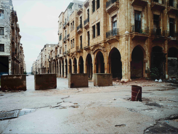 Gabriele Basilico (1944 – 2013), Beirut, 1991, 2006, C-print, 100 x 126 cm, edizione 5 di 15, base d’asta € 4.000 – 6.000