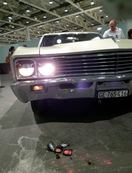 19-art-basel-auto-e-incidente