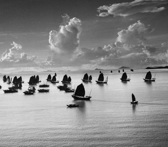 Werner Bischof, Harbour of Kowloon, Hong Kong, 1952 © Werner Bischof / Magnum Photos