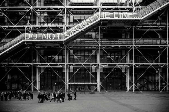 WK_Rero_Untitled (DO NOT CROSS THE LINE...), Ex situ, Centre Pompidou, Paris, France, 2013_Â©Centre Pompidou