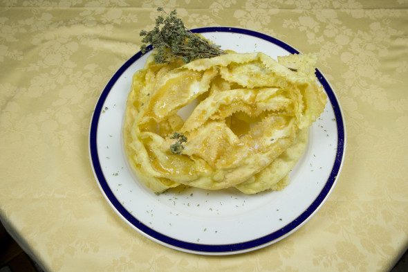 becco-civetta-crostole-dolce-castelmezzano