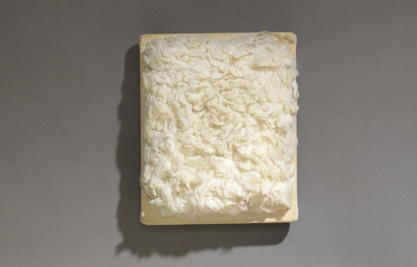 All'asta un raro "Achrome" di Piero Manzoni