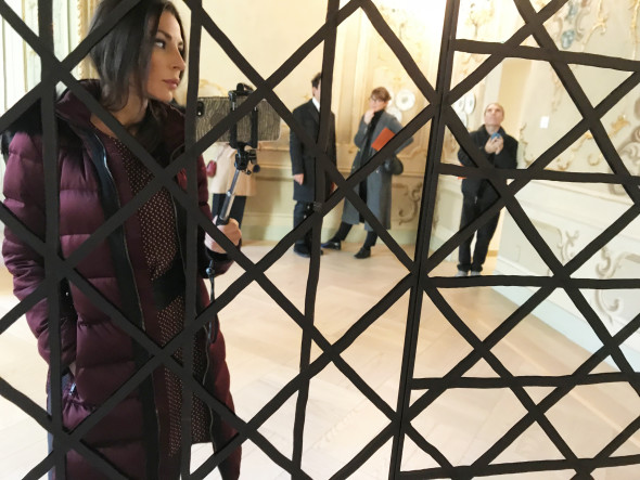  #SELFIEADARTE "Behind the Lines" Wall Drawing #1104: All combinations of lines in four directions. @SolLeWitt @FondazioneCarriero #Milano @CleliaPatella