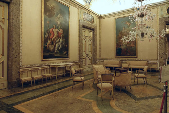 Reggia Caserta, sei stanze sotto sequestro