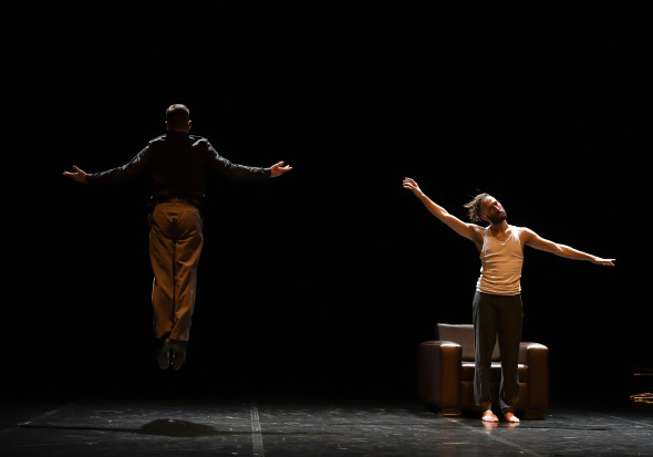 Un trait d'union Foto: Jean Claude Carbonne