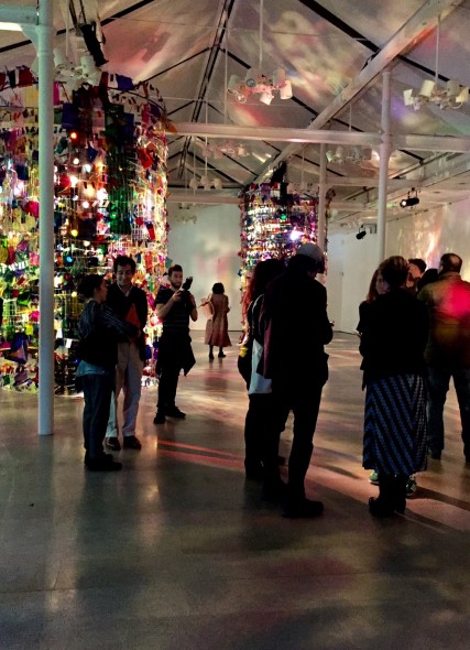 "Blowing in the wind" Rachel Hayes @ Missoni showroom (interno)