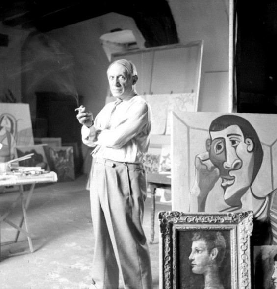Picasso in his studio, rue des Grands Augustins, Paris, France 1944’ by Lee Miller. Photo: © Lee Miller Archives, England 2018. All rights reserved. leemiller.co.uk. Art: © 2018 Estate of Pablo Picasso / Artists Rights Society (ARS), New York.