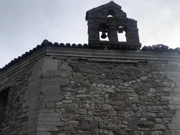 Terremoto: il campanile della chiesa del '600 Santa Maria di Varano' a Muccia (MC) Foto di Gianluigi Basilietti RIPRODUZIONE RISERVATA © Copyright ANSA