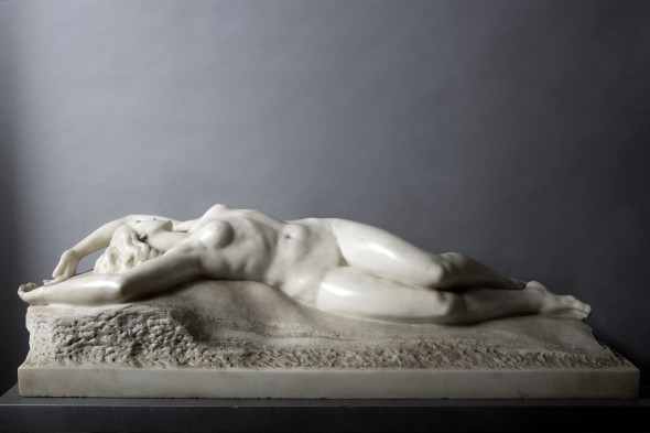 Edoardo Rubino, Il Risveglio, 1934, marmo, 24 × 90 × 34,5 cm, Galleria Daniela Balzaretti - Milano