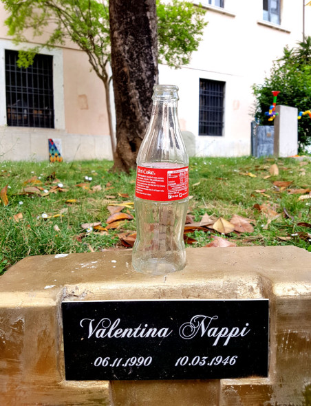 Cimitero Artisti Cattelan Carrara