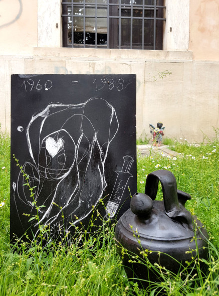 Cimitero Artisti Cattelan Carrara