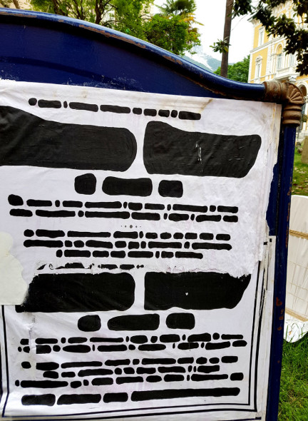 Cimitero Artisti Cattelan Carrara