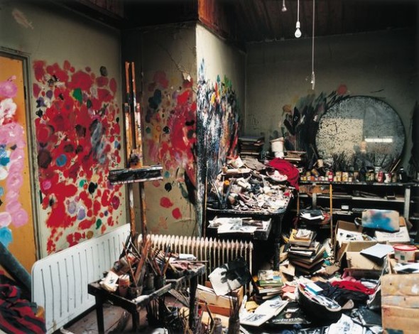 FRANCIS BACON'S 7 REECE MEWS STUDIO, LONDON, 1998 Photographed by Perry Ogden © The Estate of Francis Bacon. All rights reserved / 2018, ProLitteris, Zurich Photo: Perry Ogden/DACS/Artimage