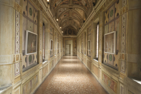 Anna Di Prospero, Palazzo ducale Mantova, 2018, installazione site specific Palazzo Ducale, Corridoio dei Mori
