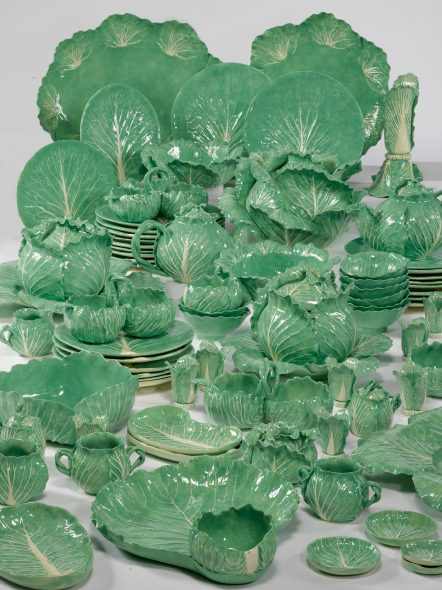 A Dodie Thayer pottery lettuceware part service, modern,