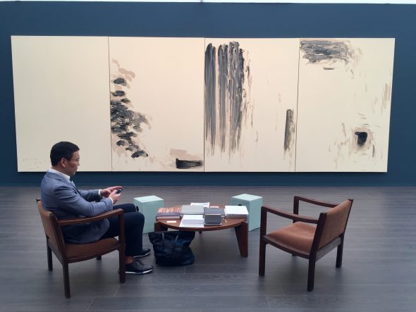 Lee Ufan, With Winds, 1990, da Hyundai Gallery. Frieze Masters 2018