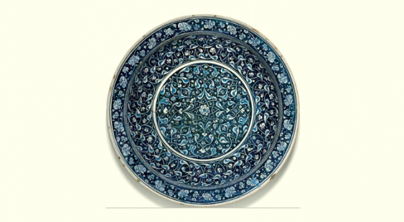 Il piatto di ceramica Iznik venduto da Sotheby's Londra