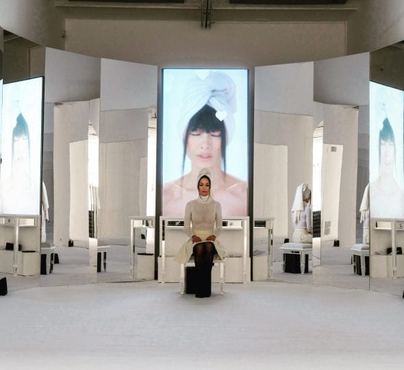 #SELFIEADARTE "Mi ci rispecchio" #SophiaAlMaria Mirror Cookie (2018) Project Room #10 @FondazioneArnaldoPomodoro #CloePerrone #Milano @CleliaPatella