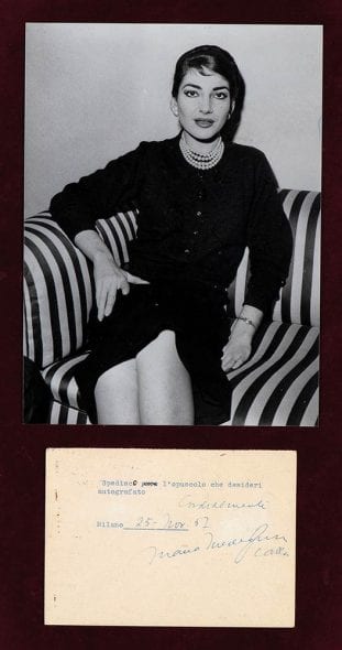 16. MARIA CALLAS In una foto con dedica del 1957