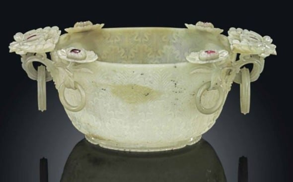 A MUGHAL-STYLE PALE CELADON JADE FLORAL BOWL 18TH/19TH CENTURY Estimate (Set Currency) £25,000 – £40,000 ($41,975 - $67,160)
