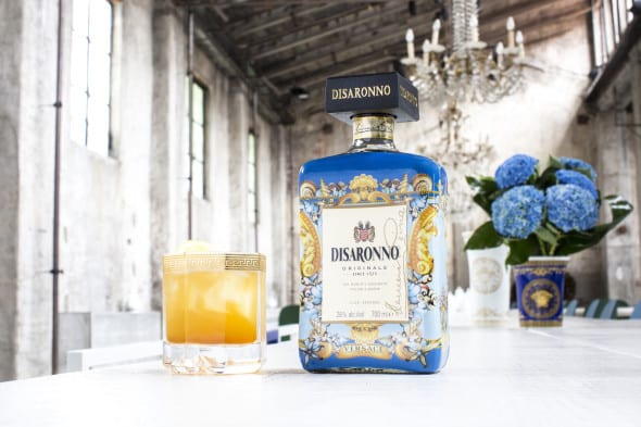 Nuova Limited Edition 2014 - Disaronno feat. Versace
