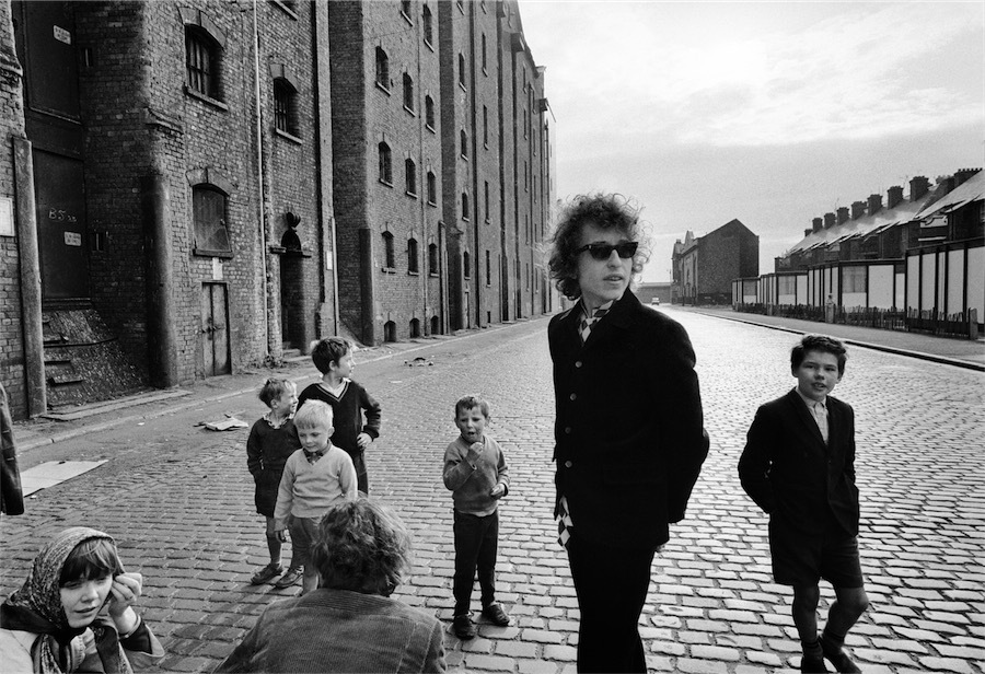 Bob Dylan, Kids on street, Liverpool, 1966 (no.2) by Barry Feinstein